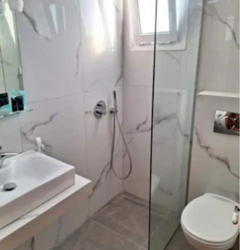 Budget Friendly דירה פוטוס